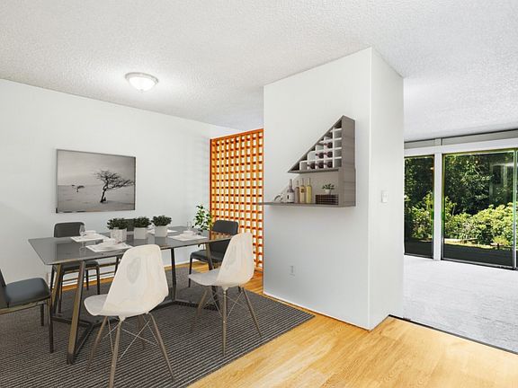 3rd image of 22703 Lakeview Dr APT E3