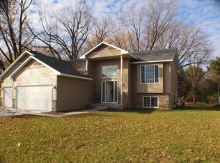 8554 E River Rd NW, Coon Rapids, MN 55433