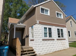 206 Clark St, Aurora, IL 60505