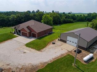 20605 E H Hwy, Weston, MO 64098