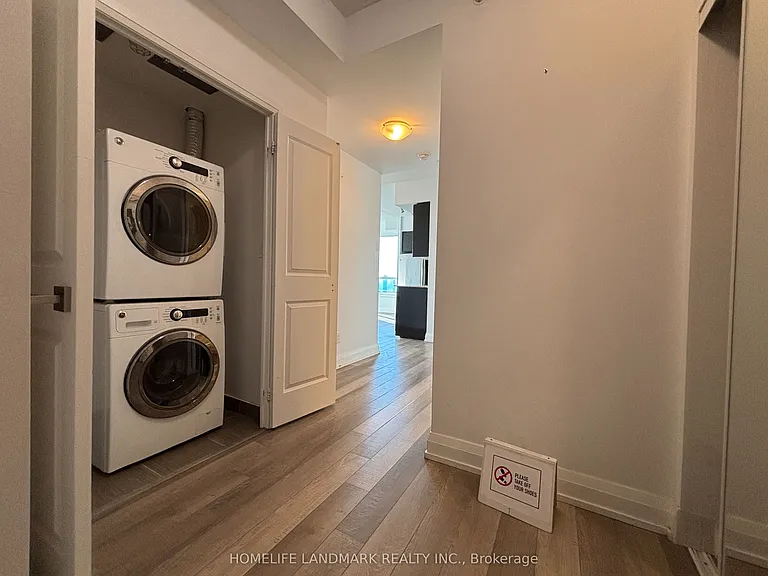 7171 Yonge St #2508 — Photo 5