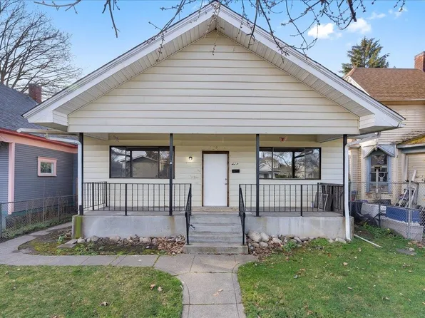 2215 W Boone Ave, Spokane, WA 99201