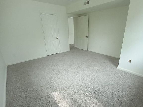 4th image of 600 Gay St #A5
