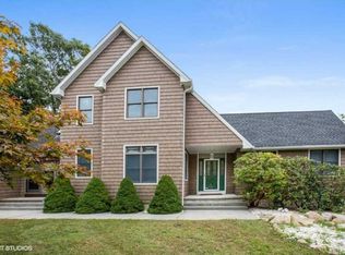 4 Seacrest Dr, Westerly, RI 02891