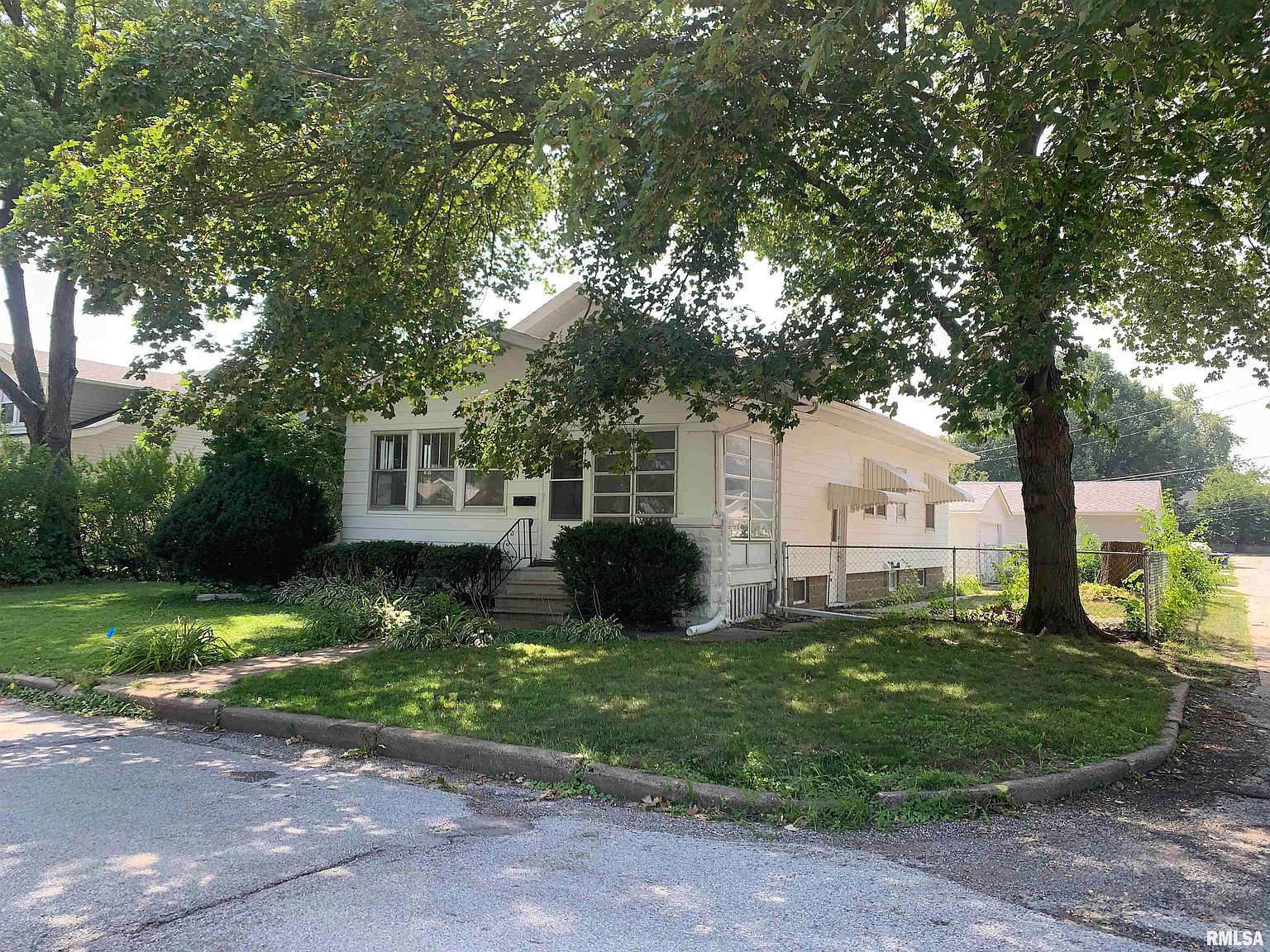 514 23rd Ave, Moline, IL 61265 MLS QC4245817 Zillow