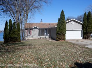 9717 E Jason Rd, Laingsburg, MI 48848