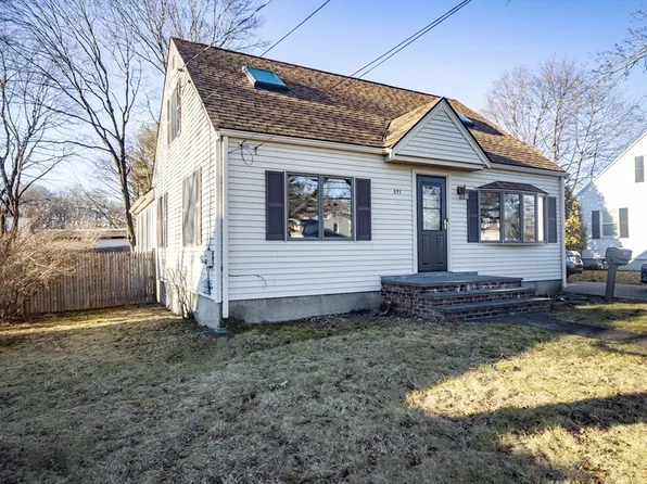 571 Pleasant St, Norwood, MA 02062