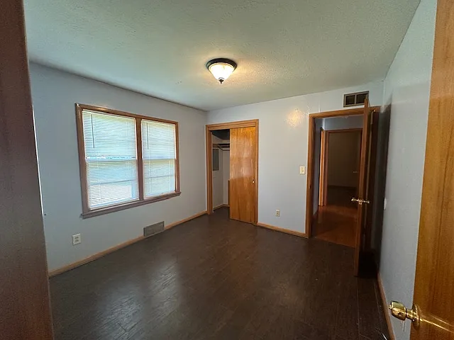 2602 E Pawnee Ave — Photo 5