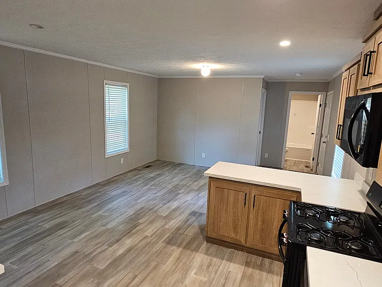 Norton Shores — Photo 9