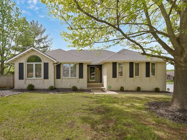 5114 S Forest Court, Springfield, MO 65810