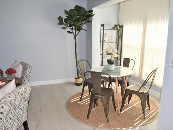 3rd image of 4780 Cove Cir APT 307