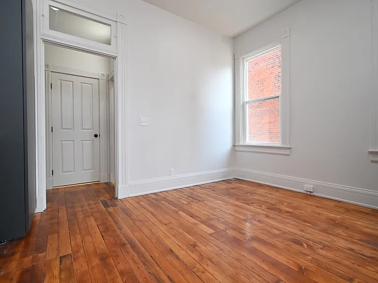 709 Columbia St #4 — Photo 7