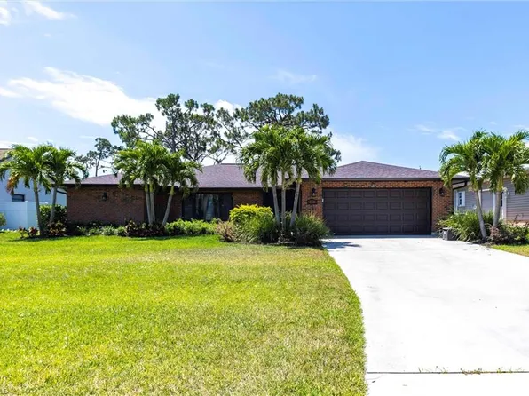 860 SW 18th TER, CAPE CORAL, FL 33991