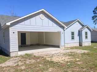 639 Bryan St E, Douglas, GA 31533