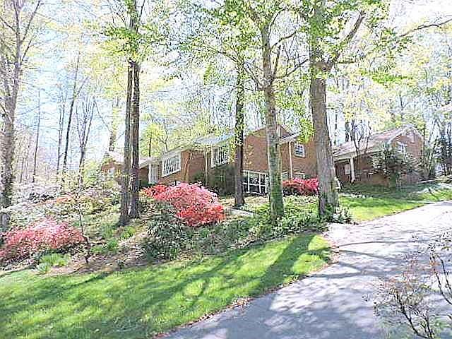 1st image of 563 Downing Dr