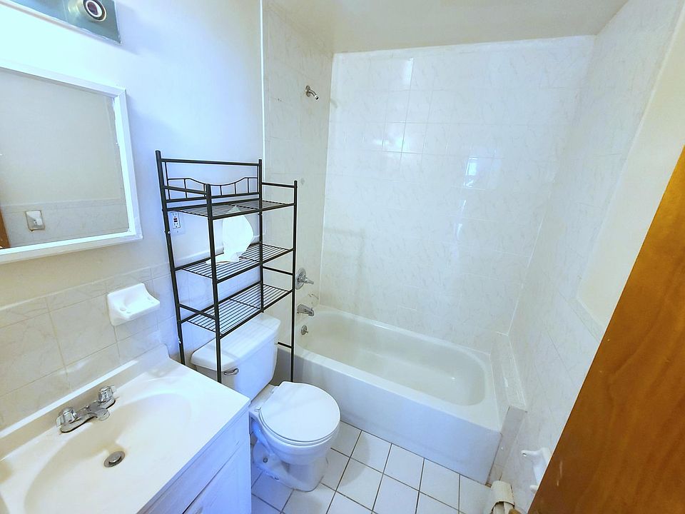 1st image of 942A E 212th St APT 1