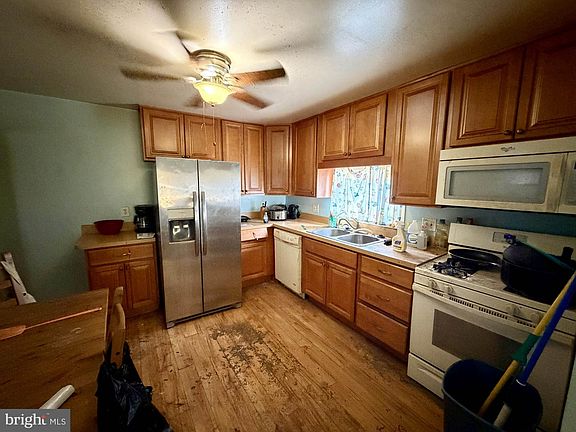 5th image of 21 Honeycomb Rd
