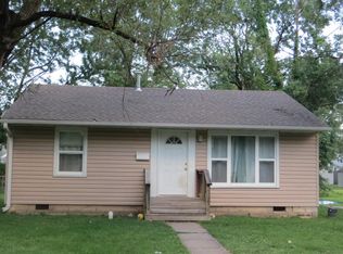 30 Marine Dr, Mexico, MO 65265