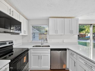 7388 Simms Dr, Jacksonville, FL 32209