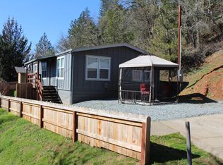 6840 N Applegate Rd, Grants Pass, OR 97527