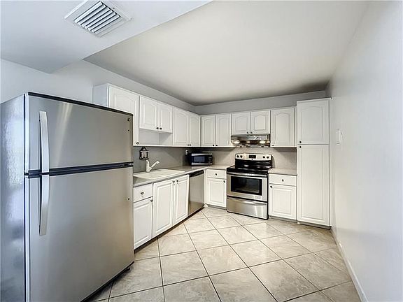 5th image of 531 N Ocean Blvd APT 1207