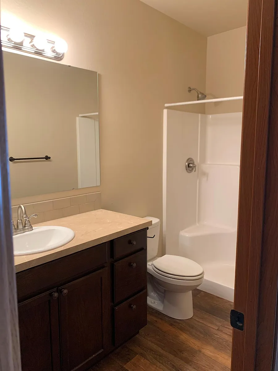 Building Photo - 717 N 29th Ave #2