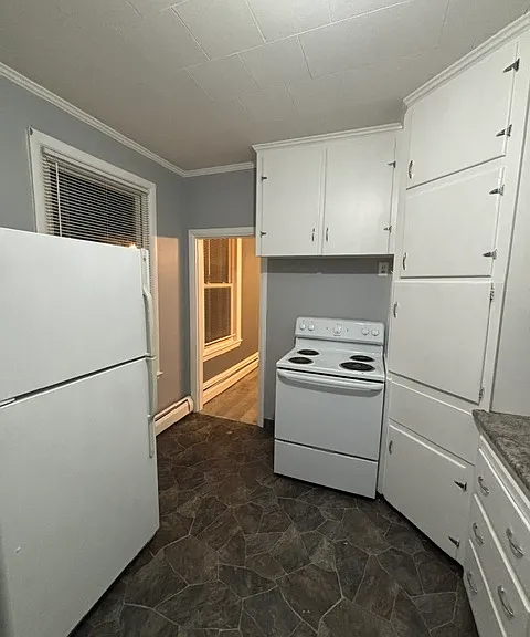 211 Hill St #201 — Photo 18