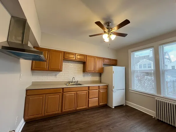 36 Washington Pkwy Floor 1, Bayonne, NJ 07002