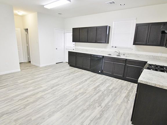 5th image of 18142 Bethany Manor Ct