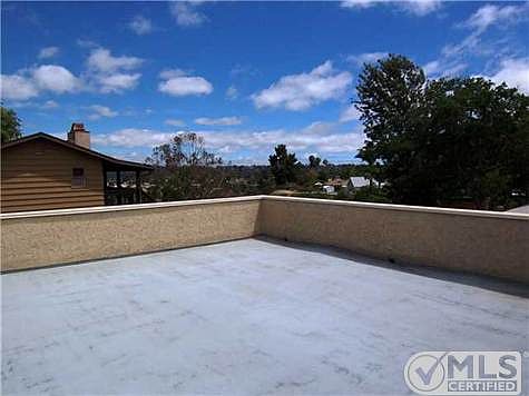 2nd image of 2425 Blue Jay Dr