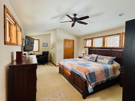5th image of 57551 Lupine Ln