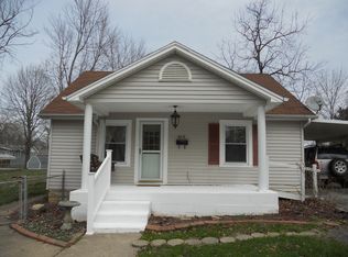 208 Ridgeway Ave, Excelsior Springs, MO 64024