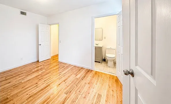 4 bed, 1400 sqft, $2,700 — Photo 3
