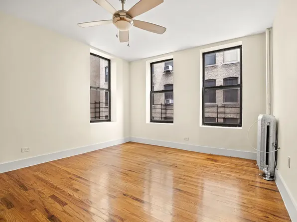 76 Saint Nicholas' Place image 1 of 5