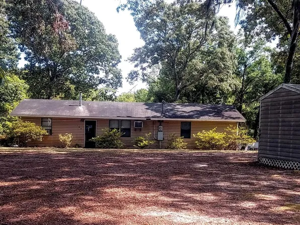 1059 Duboise Dr, Summerton, SC 29148