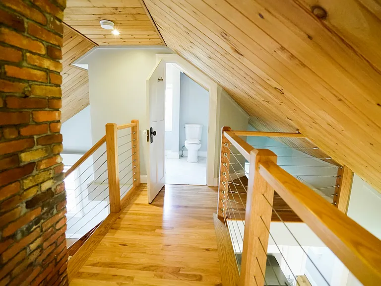405 Benefit St #2F — Photo 7