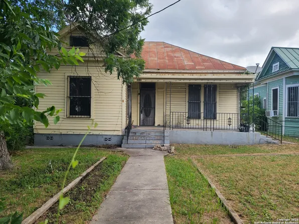 1947 N INTERSTATE 35, San Antonio, TX 78208