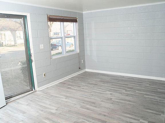 5th image of 3123 E Archer St APT C