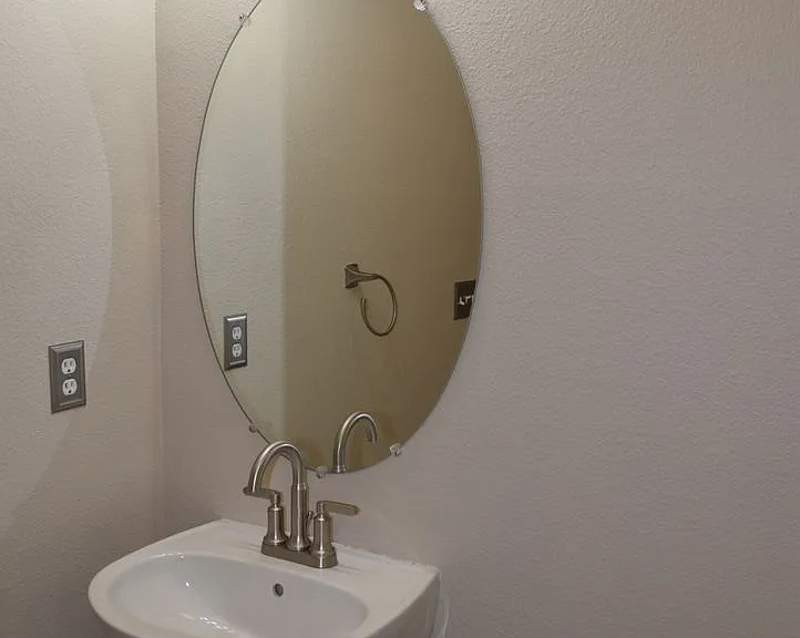 1608 Poppy Cir — Photo 25