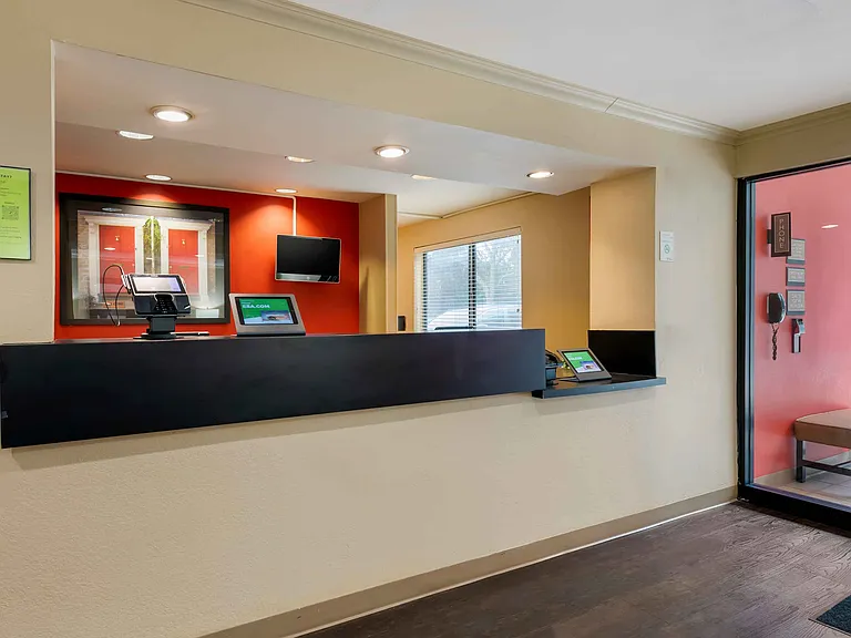 Lobby and Guest Check-in