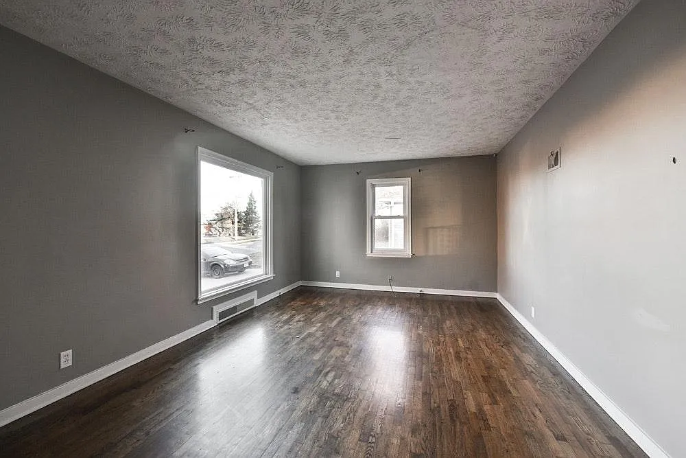 4817 S 48th Street — Photo 2
