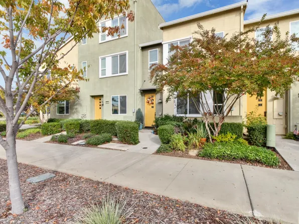 3215 Bridgeway Dr, Rancho Cordova, CA 95670