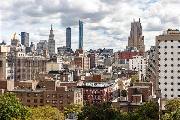 Sold by Compass | media 20