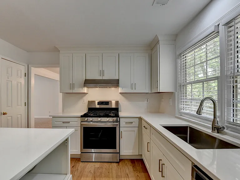 6535 Ganton Dr — Photo 13