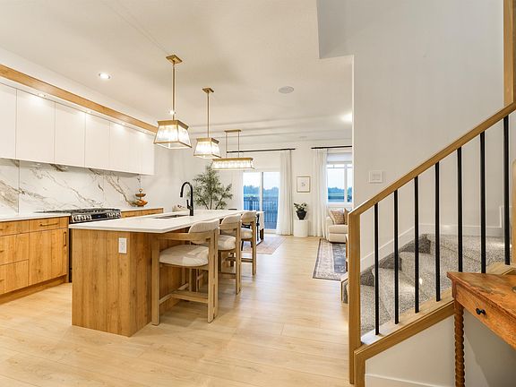 4th image of 15 Ashbury Cres