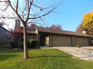2406 E Tulare Ave, Visalia, CA 93292