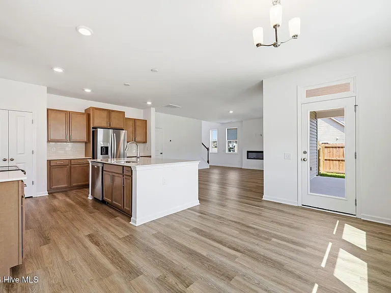 362 Summer Wind Way — Photo 16
