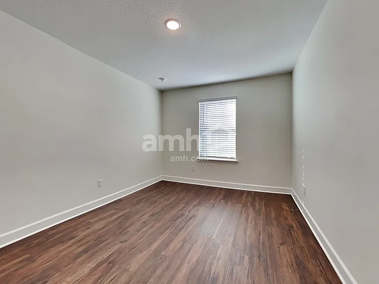 12187 Sapp Rd — Photo 18