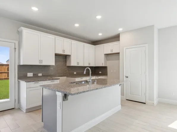 1526 Vermillion St, Forney, TX 75126