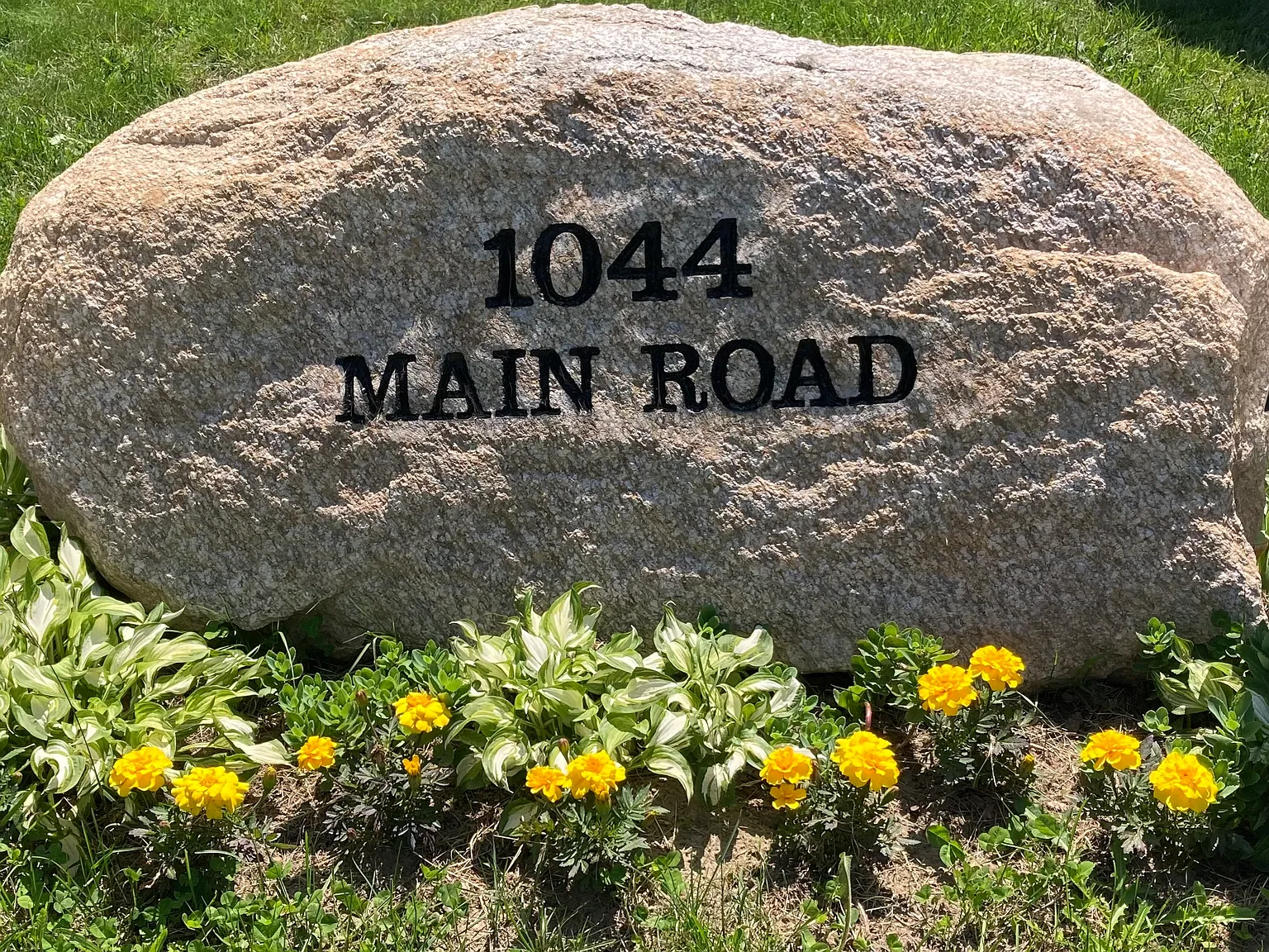 1044 Main Rd — Photo 1